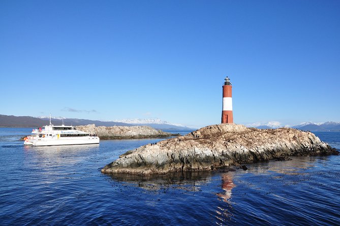 Martillo Island: Boat Trip to the Penguin Colony & Beagle Channel - Price and value for a 5-hour Beagle Channel cruise