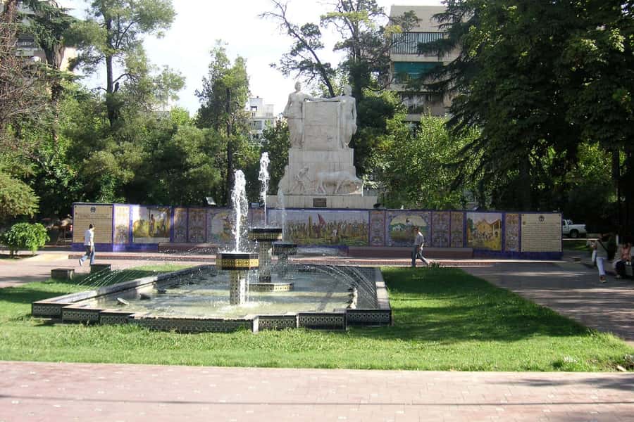 Mendoza: City tour with visit to General San Martin Park - Who should book this Mendoza city tour with San Martín Park?