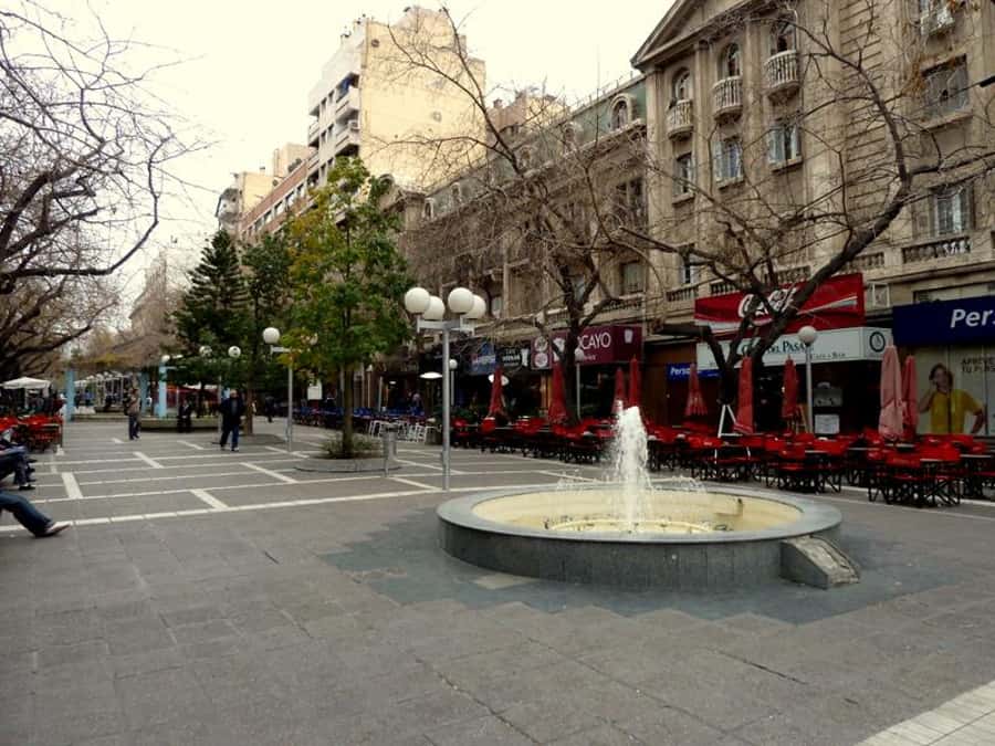 Mendoza: City tour with visit to General San Martin Park - Walking the Alameda and Emilio Civit Street without feeling rushed