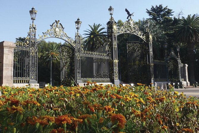 Mendoza Highlights: Half-Day City Tour - Parque General San Martín: Roses, Mirror Lake, and a 400-Hectare Reset