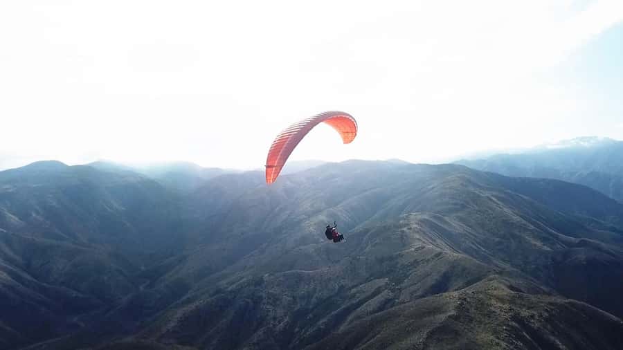 Mendoza: Paragliding Tandem Flight with Instructor - About 20 Minutes in the Air: Views, Wind, and the Bonus Moments