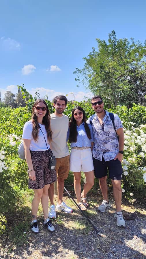Mendoza: Top Wineries Guided Tour with Transportation - Your Guide and Group Size, Why It Matters for Wine Tasting