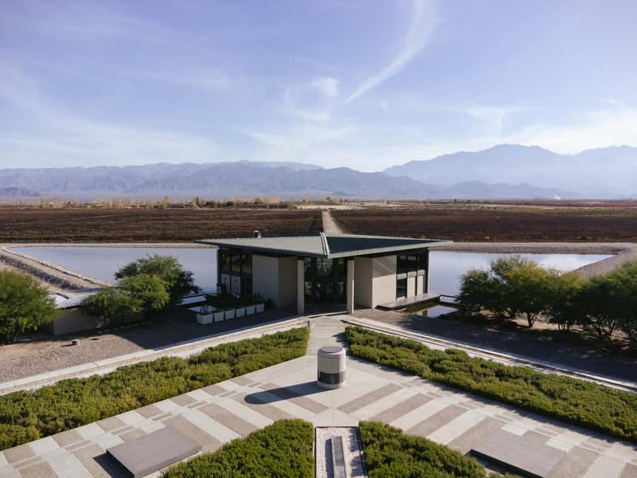Mendoza: Tour with tasting and lunch High Altitude Wineries - The Morning Drive to Piedra Infinita (Depart Mendoza, Arrive for 11am)