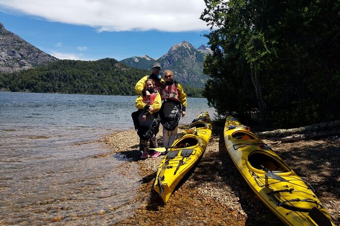 Multisport: Moreno Lake Kayaking and Mirador del Tristeza Hiking - Circuito Chico and Llao Llao: Scenic Warm-Up Stops