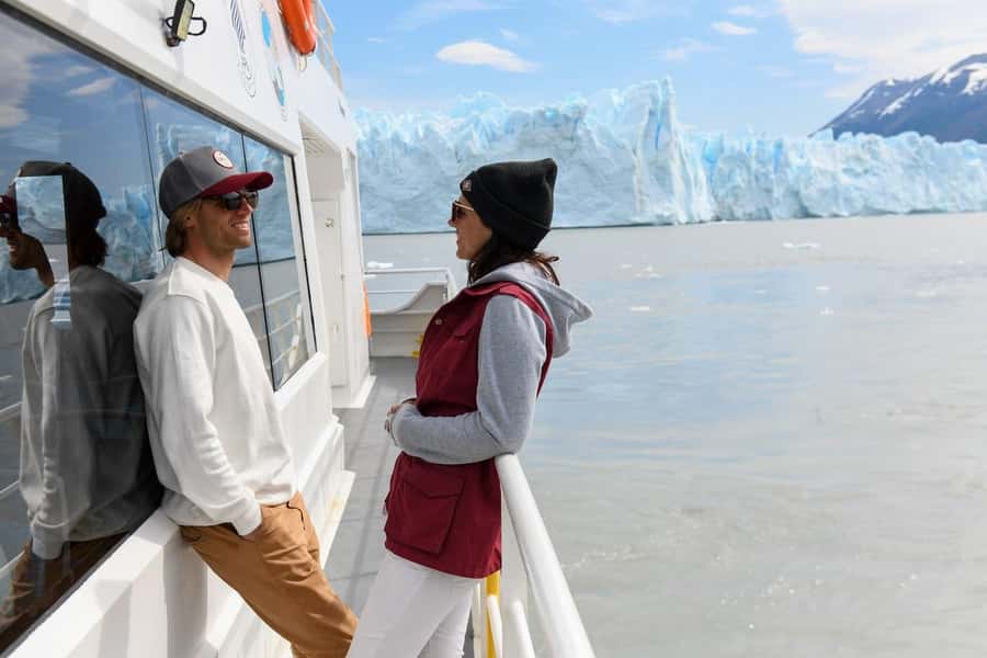 Nautical Safari: Navigate and feel the energy of the Perito Moreno Glacier. - The 400-meter closer view: when your photos stop being distant