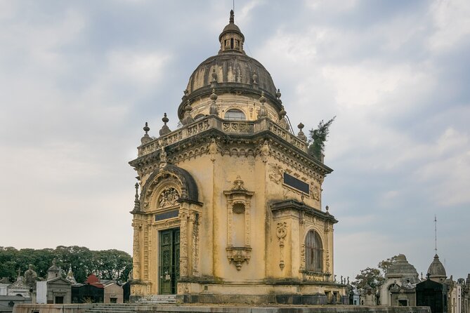 Off the Beaten Path BA Private Guided Tour - Stop 5: Belgrano, where Buenos Aires gets calmer and prettier