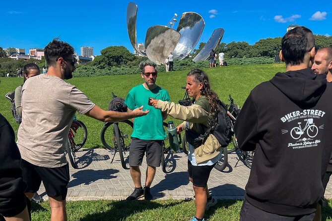 Palermo and Recoleta Private Experience by bike with Local Host - La Recoleta Cemetery: your time inside, guided tips before you go