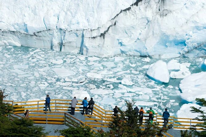 Perito Moreno Glacier - CALAFATE (Footbridges and Navigation) - Your 8-Hour Flow: Pickup to Footbridges to Boat Ride
