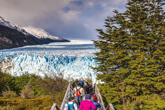 Perito Moreno Glacier Walkway Tour - Walking the 5 km glacier circuit on multiple levels and angles