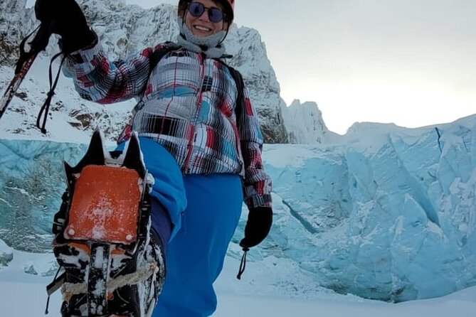Premium Albino Eye Glacier Trekking For Small Groups - Orange walls, the natural balcony, and pacing the middle hour