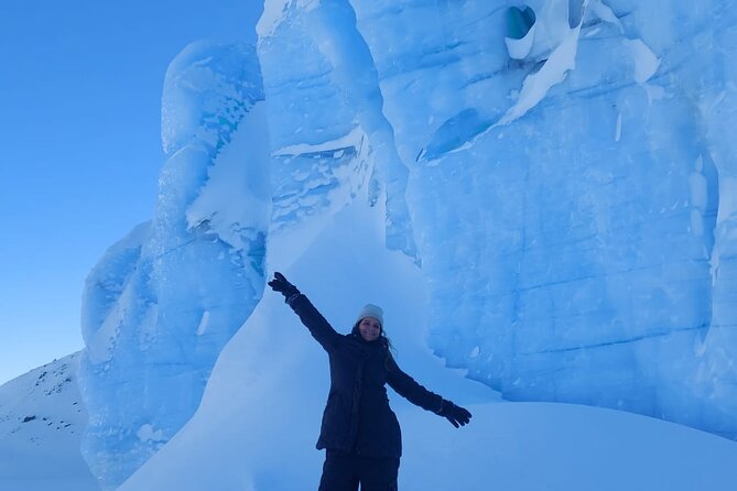 Premium Albino Eye Glacier Trekking For Small Groups - Laguna Esmeralda pause: why that first stop is more than scenic