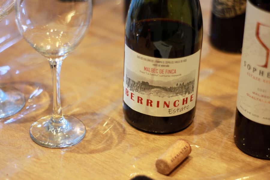 Premium Empanadas Cooking Class & Wine Tasting Experience - Inside the 2-Hour Empanada Cooking Class