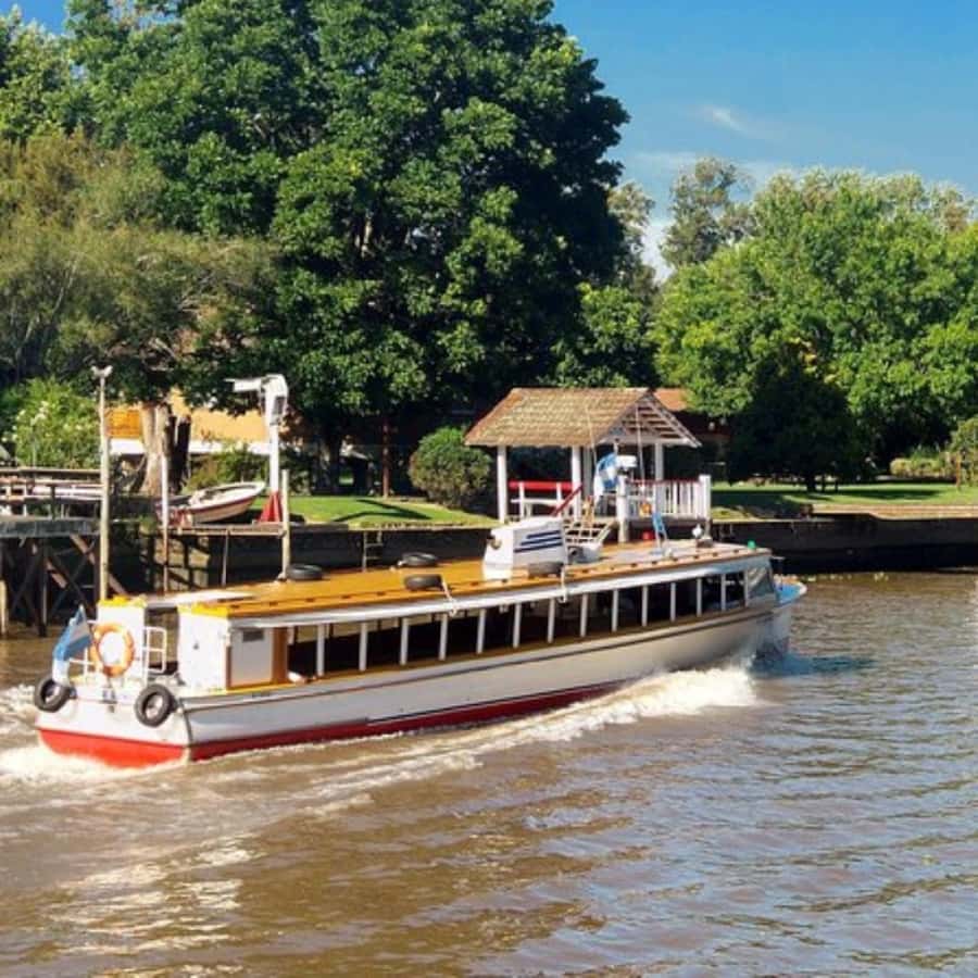 Private City Tour of Buenos Aires + Tigre Delta - Buenos Aires and Tigre Delta in one 9-hour day
