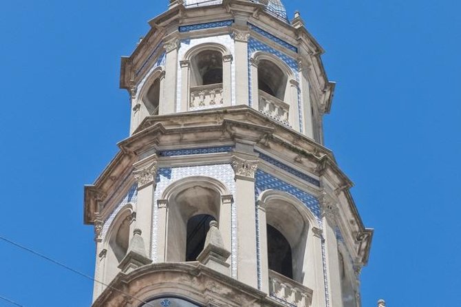 Private Customizable City Tour of Buenos Aires - Plaza de Mayo: the loudest square in the quietest way