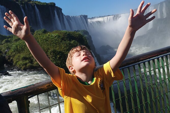 PRIVATE - iguazu falls in 1 day Brazil + Argentina + boat option - The Brazilian side: 1.8 km of top views, then a boat option for real intensity