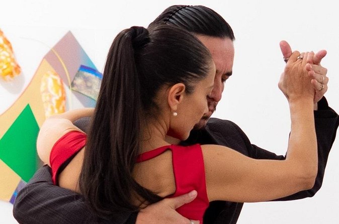 Private Tango Class in Buenos Aires with Expert Instructor - Instructor coaching style: Laurence and Lolo match your pace