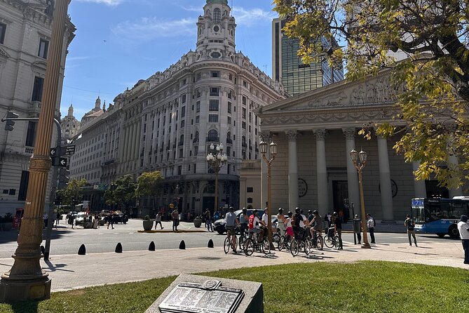 Private Walking Tour of Buenos Aires South Neighborhoods - Price and logistics: what you pay for, and why it can be a good deal