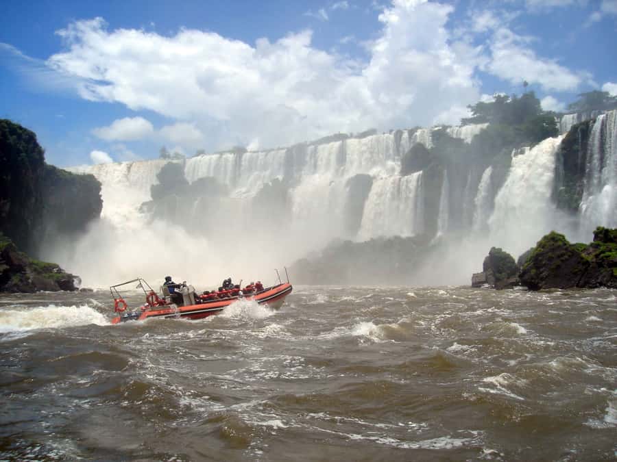 Puerto Iguazu: Argentine Falls & Great Adventure Boat - Iguazu Falls, Argentina: the best order of drama