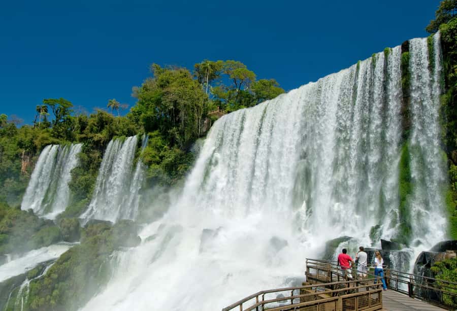 Puerto Iguazu: Iguazu Falls Boat Tour and Gran Aventura - Gran Aventura Jungle 4x4 Safari with Live Commentary