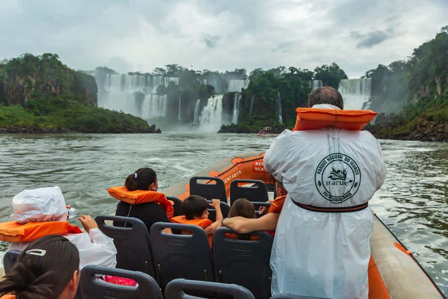 Puerto Iguazu: Iguazu Falls Boat Tour and Gran Aventura - Price, Extra Fees, and What You Actually Get for $250