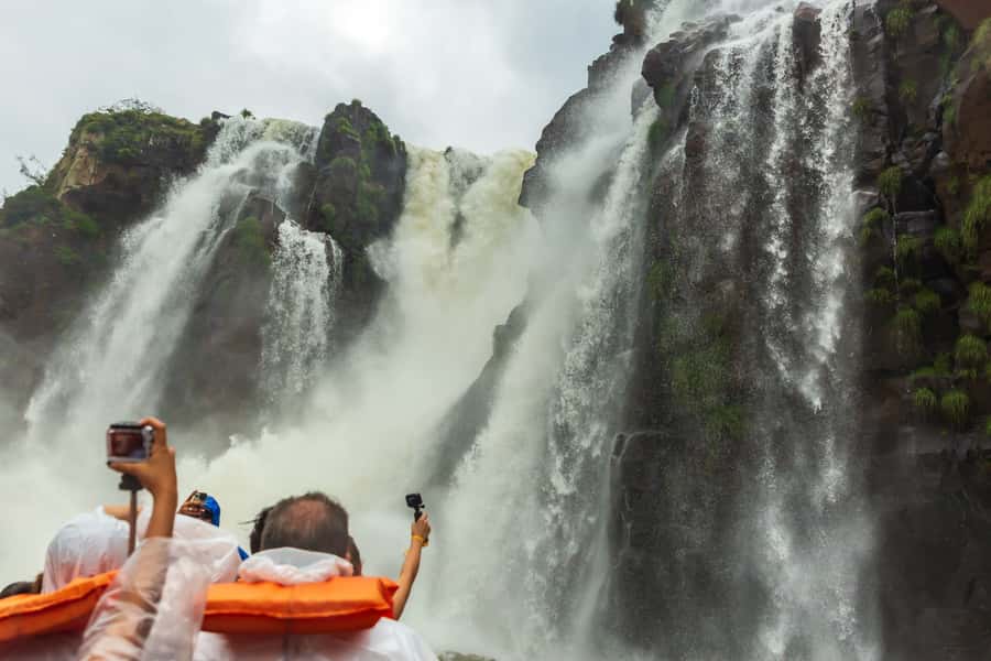 Puerto Iguazu: Iguazu Falls Boat Tour and Gran Aventura - Wet Gear, Waterproof Bags, and Small Logistics That Save Your Day