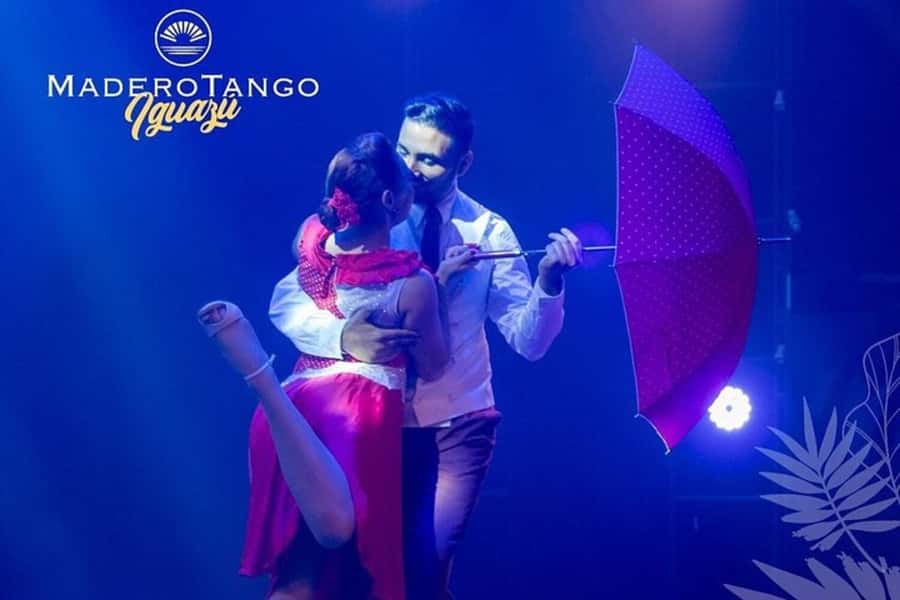 Puerto Iguazú: Madero Tango Show with Optional Dinner - The show itself: what to expect from Tango plus Folklore