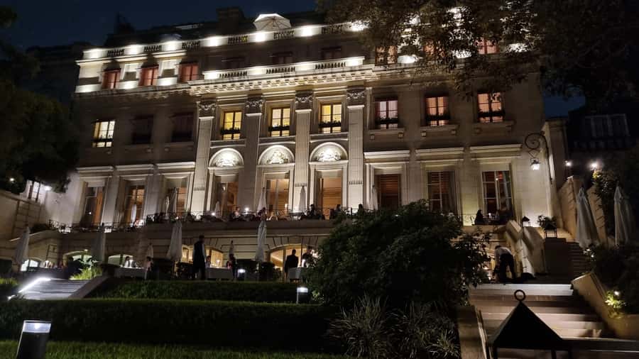 Recoleta Walking Tour and Live Jazz Show - Avenida Alvear and the Embassy zone, where the architecture does the talking