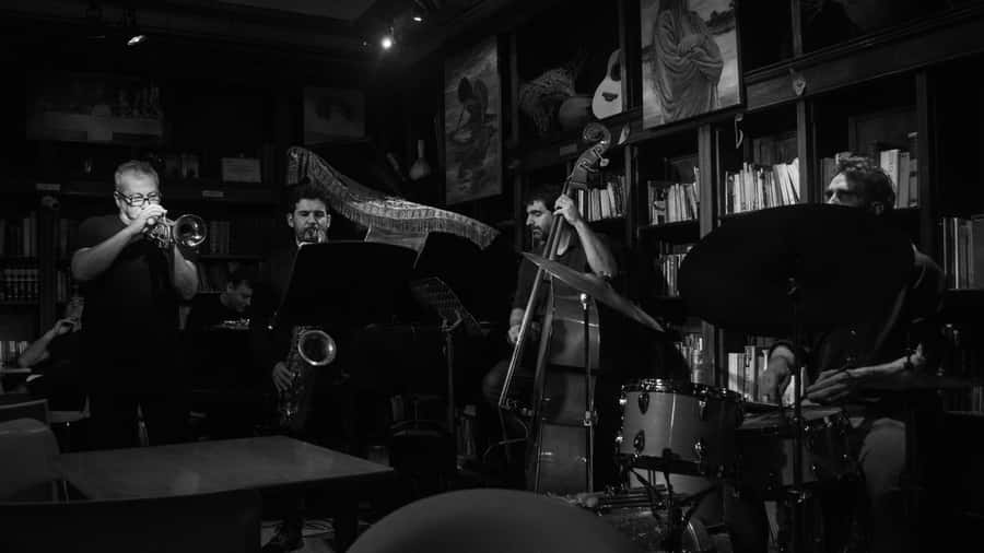 Recoleta Walking Tour and Live Jazz Show - Price and value: what you actually get for $38