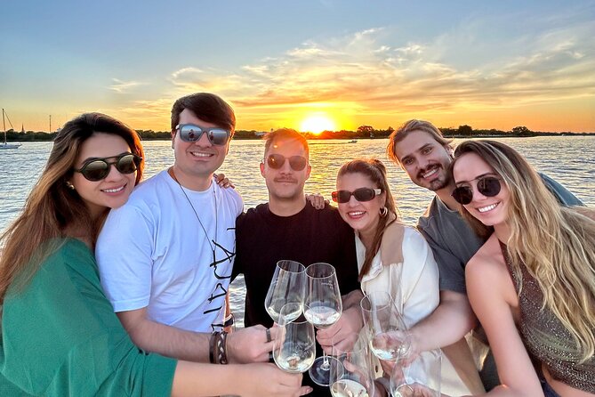 Sailing cruise with premium wine in Buenos Aires - What you actually get to eat and drink on board