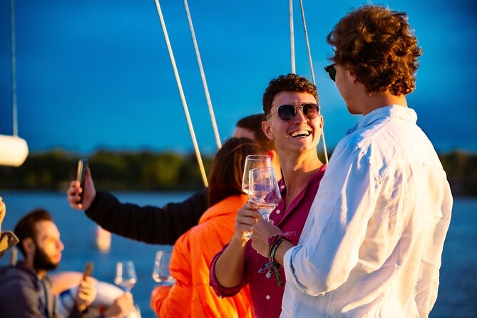 Sailing with Wine Tasting in Buenos Aires - Setting Sail from Club Náutico San Isidro at 4 pm