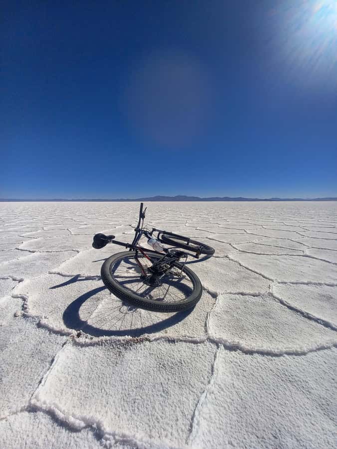 Salinas grandes by bike with lunch - On the way back: biking again, then back to town