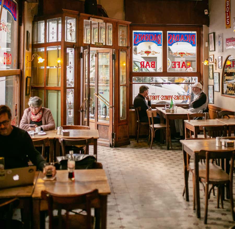 San Telmo: Historical Guided Tour with Street Food & Drinks - Starting at El Federal Bar, Why the Aperitif Matters