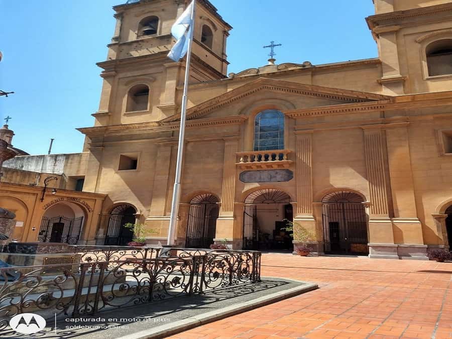 San Telmo Private Guided amazing Walking Tour - Key highlights