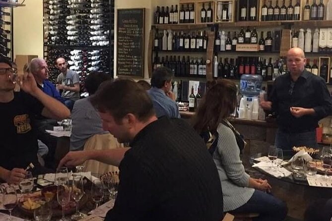 San Telmo Walking Tour and Wine Mini-Tasting for small groups - Mercado San Telmo break: photo and atmosphere before the wine