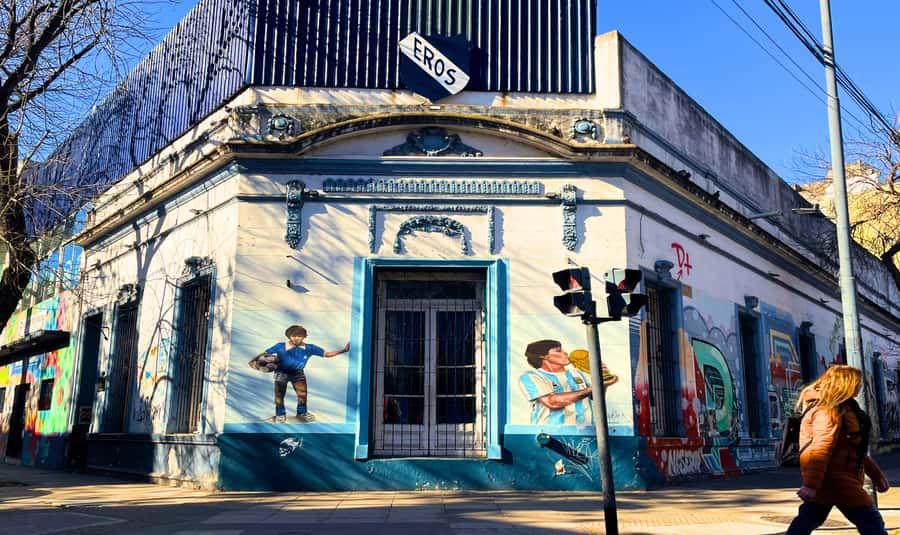 Secret Food Tour: Buenos Aires - Old Palermo and Plaza Inmigrantes de Armenia: food as a world map