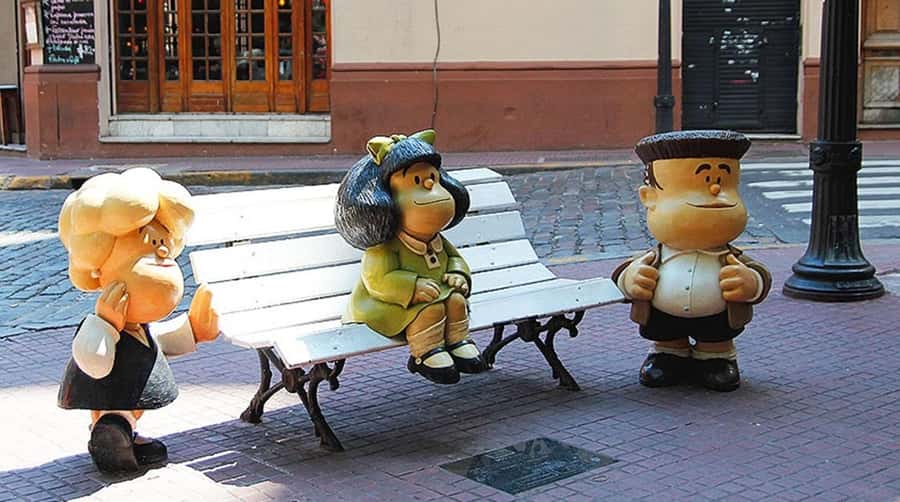 Small-Group Walking Tour San Telmo Neighborhood - Starting at the Estatua de Mafalda on Defensa 700