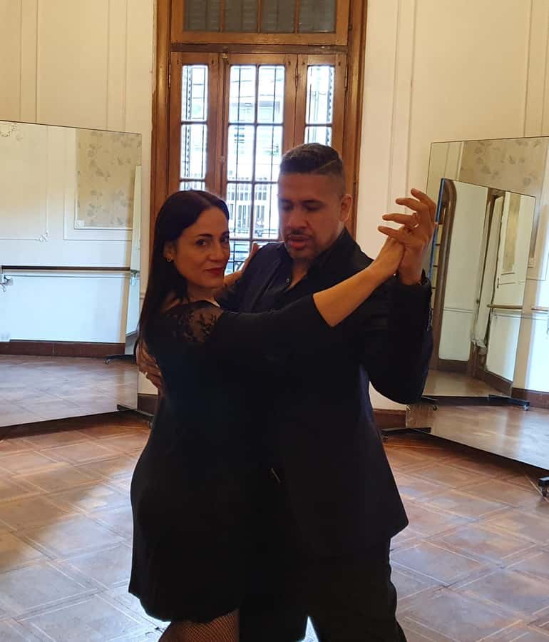 Tango Lesson in Buenos Aires with professional dancers - Why this tango lesson in Buenos Aires feels more real than a quick demo