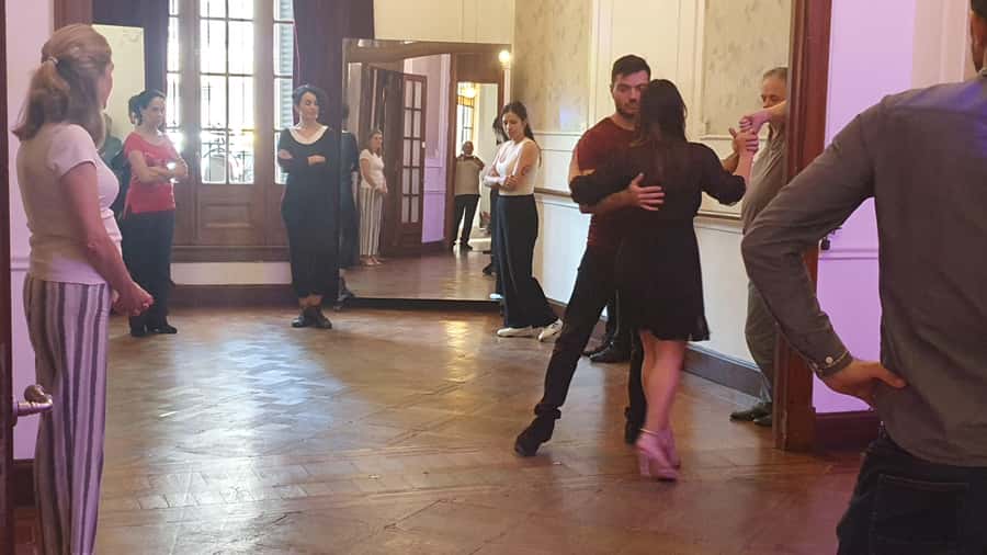 Tango Lesson in Buenos Aires with professional dancers - Ring the doorbell, step into the old-house Tango School, and get oriented fast