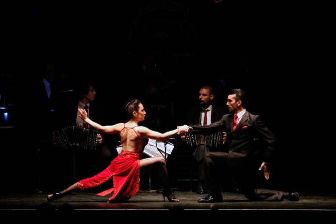 Tango show at La Ventana, with Optional Dinner - The Food at Dinner, and What to Expect from the Meal Style