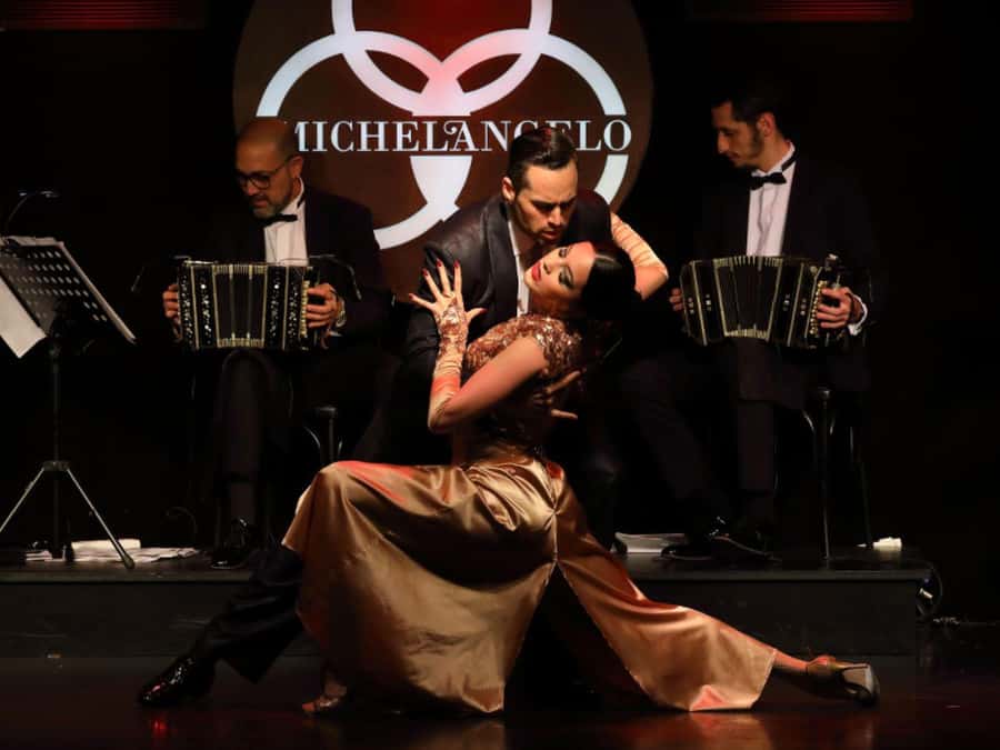 Tango Show at: MichelAngelo - A tango show that fits real travel time