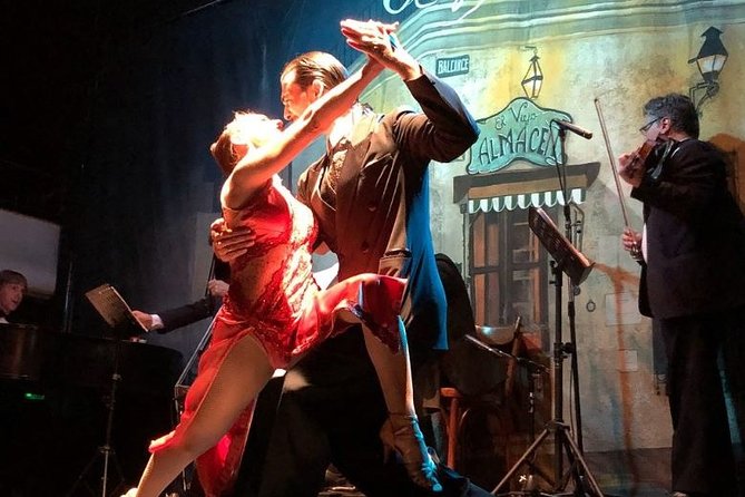 Tango Show: "El Viejo Almacén" - El Viejo Almacén: why this venue works for first-time tango fans