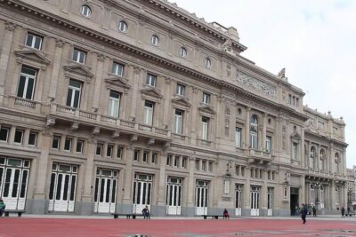 Teatro Colon Skip-the-Line plus Palaces of Buenos Aires Tour