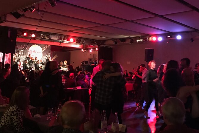 The Alternative to a Dinner Show. Experience Tango like a local! - Language and group style: easier for English speakers, friendly for pairs or families