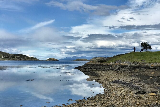 Tierra del Fuego National Park Trekking and Canoeing in Lapataia Bay - Hotel pickup, small group size, and why the 8:30 am start matters