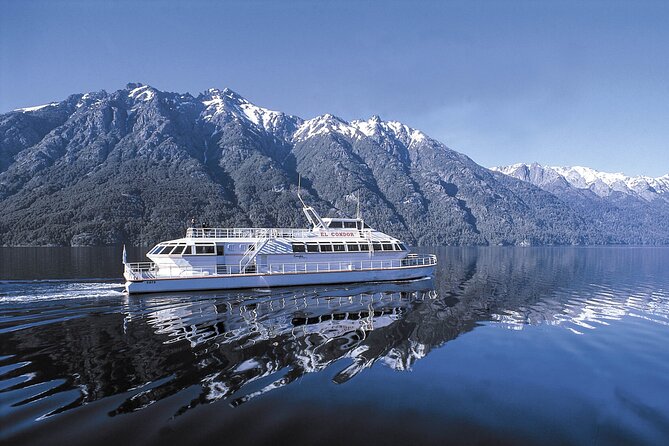 Tour with Navigation to the Arrayanes Forest and Victoria Island - Stop 1: Arrayanes Forest on Quetrihue Peninsula and the Disney-style house