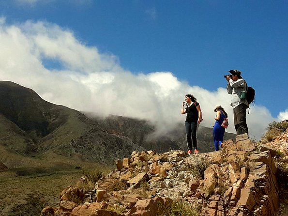 Trekking Purmamarca - The uncrowded start, then right onto the dry river bed