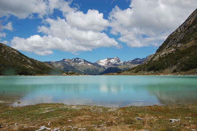 Trekking to Laguna Esmeralda - From Ushuaia pickup to the start of the Patagonia valleys