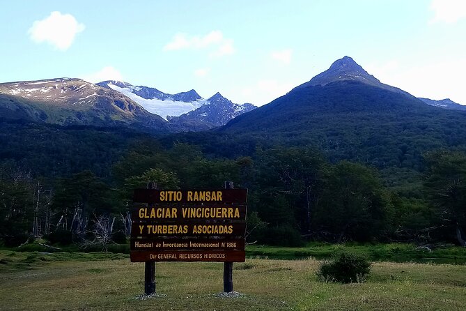 Trekking Vinciguerra Glacier and Laguna de los Témpanos - Laguna de los Témpanos first: where the day “settles in”