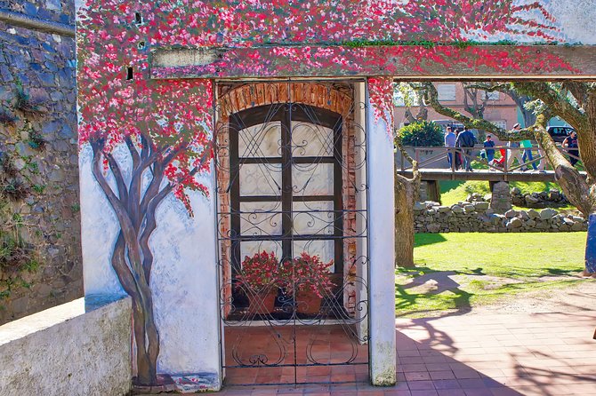 Unforgettable Day Tour in Colonia del Sacramento - Boat comfort and the river tour: the easy part of a long day