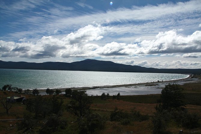 Ushuaia: Escondido and Fagnano Lakes with transfer - Lago Escondido: stunning when clear, slightly frustrating when cloudy